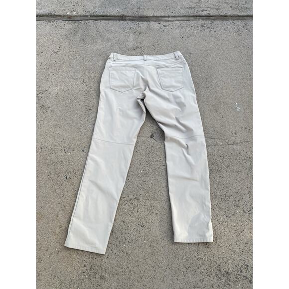 Lululemon ABC 5 Pocket Warpstreme Pants Size Large Khaki - Picture 8 of 10